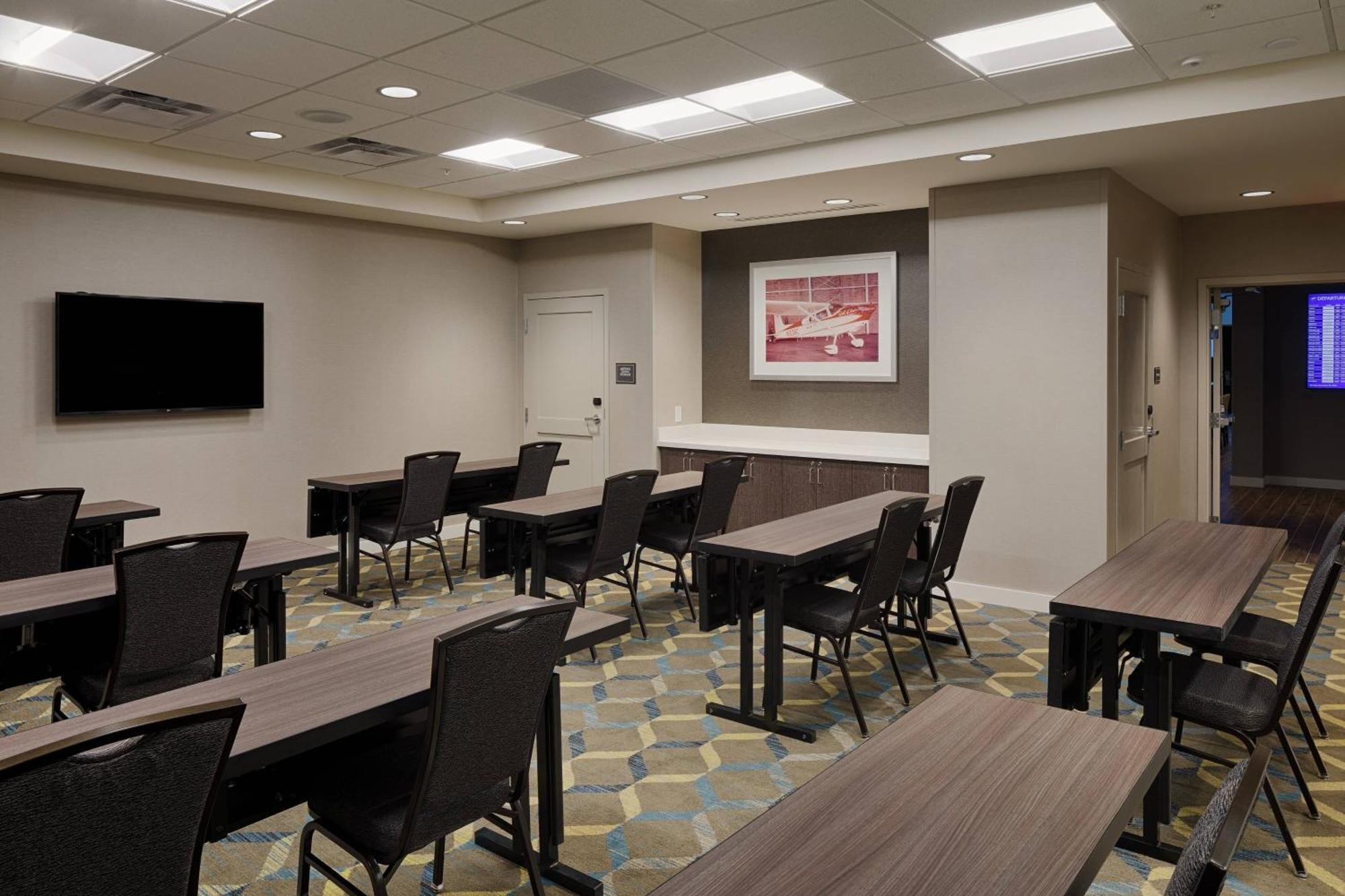 Residence Inn By Marriott Columbus Airport Exterior foto